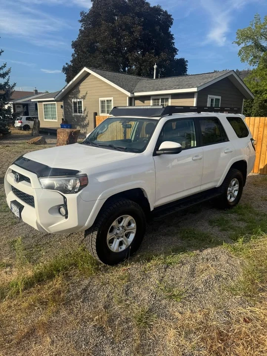 2015 Toyota 4Runner 5th Gen - Image 2 of 8