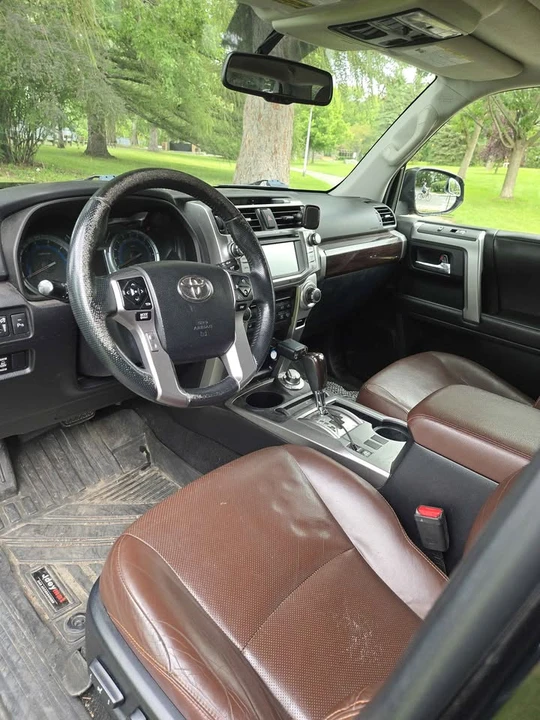2015 Toyota 4Runner 5th Gen - Image 9 of 12