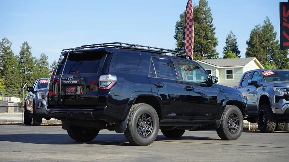 2015 Toyota 4Runner 5th Gen - Image 3 of 20
