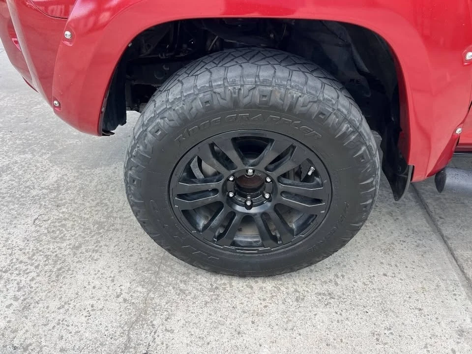 2015 Toyota 4Runner 5th Gen - Image 15 of 17