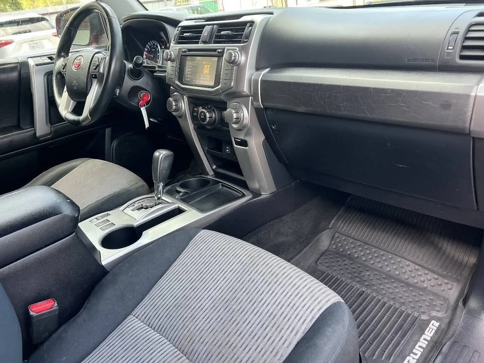 2015 Toyota 4Runner 5th Gen - Image 10 of 17