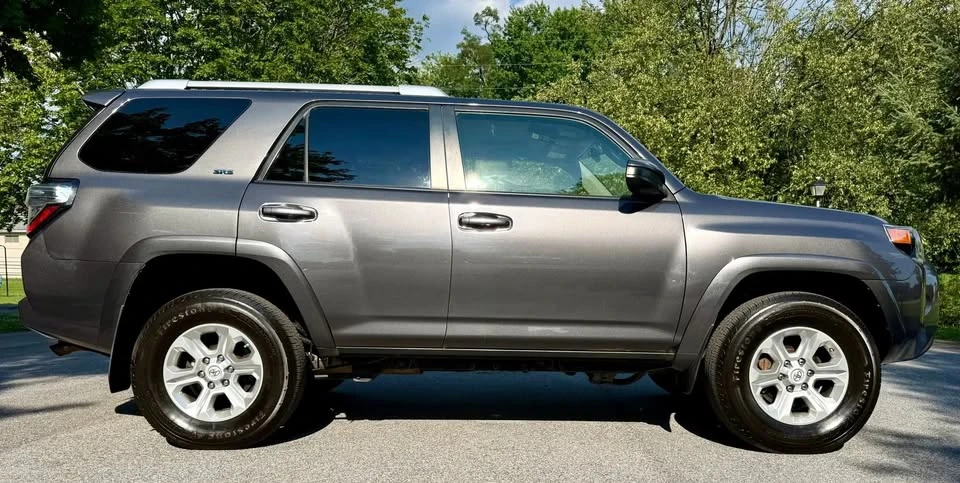 2015 Toyota 4Runner 5th Gen - Image 5 of 7