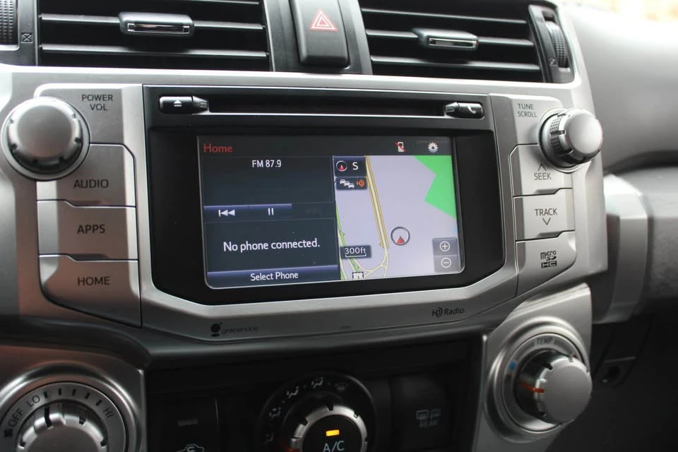 2015 Toyota 4Runner 5th Gen - Image 13 of 19