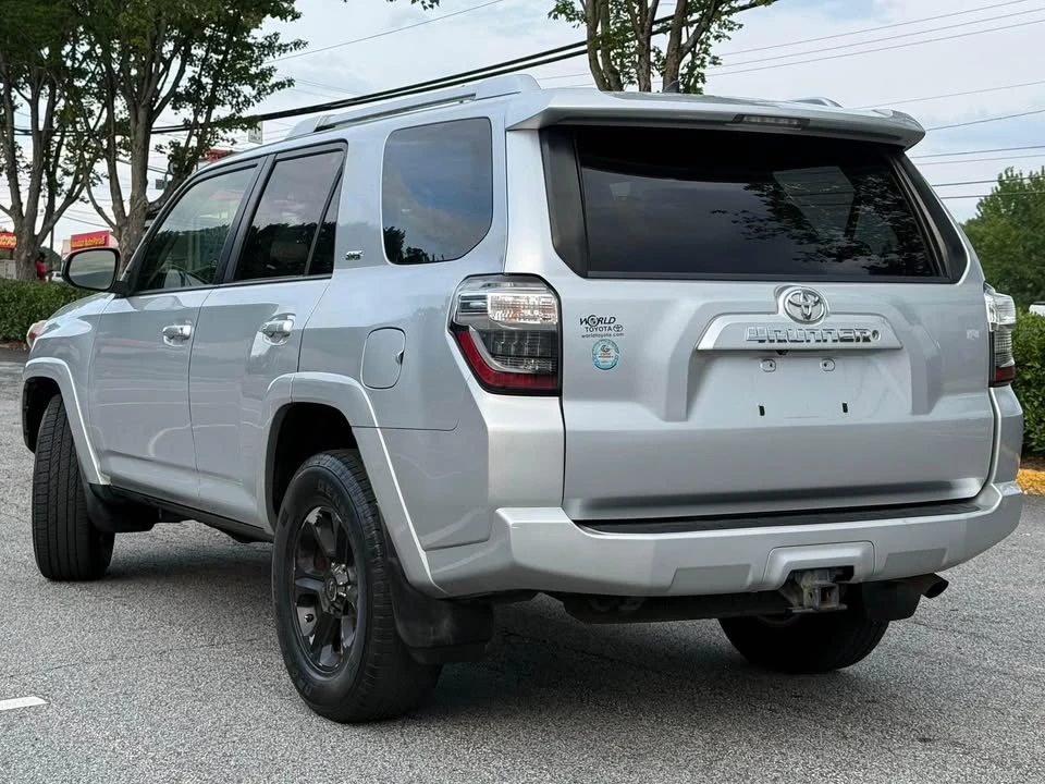 2015 Toyota 4Runner 5th Gen - Image 4 of 17