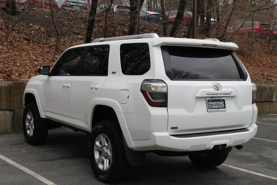 2015 Toyota 4Runner 5th Gen - Image 6 of 19
