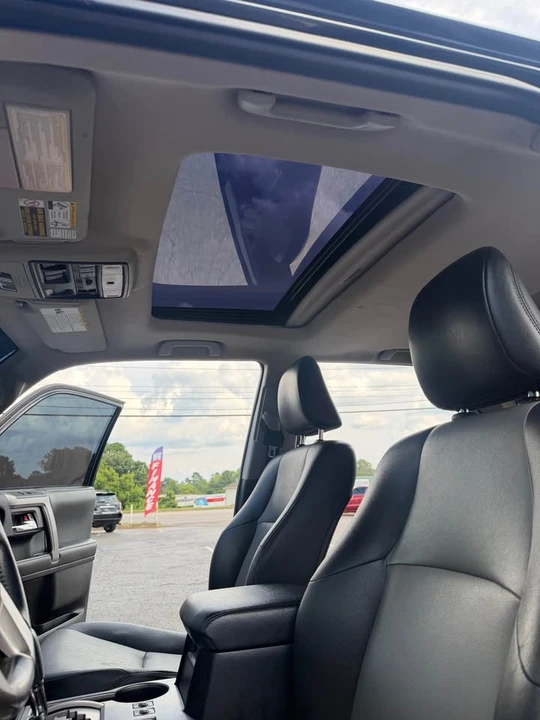 2015 Toyota 4Runner 5th Gen - Image 12 of 20