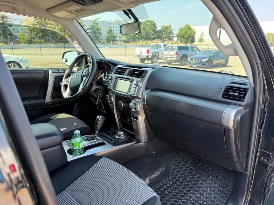 2015 Toyota 4Runner 5th Gen - Image 11 of 20