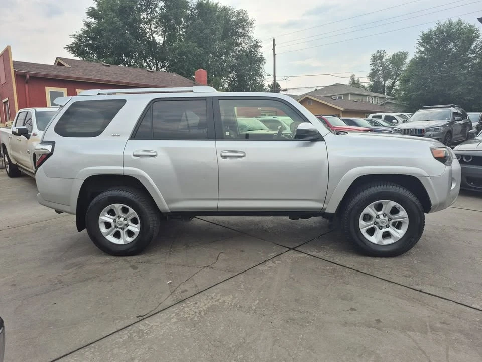2015 Toyota 4Runner 5th Gen - Image 4 of 19