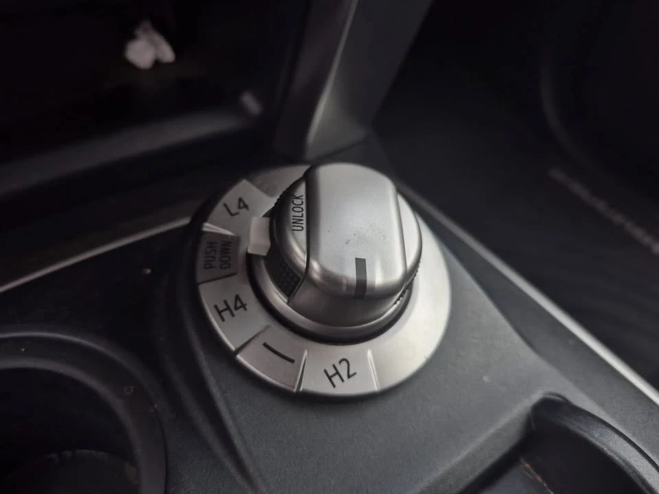 2015 Toyota 4Runner 5th Gen - Image 16 of 19