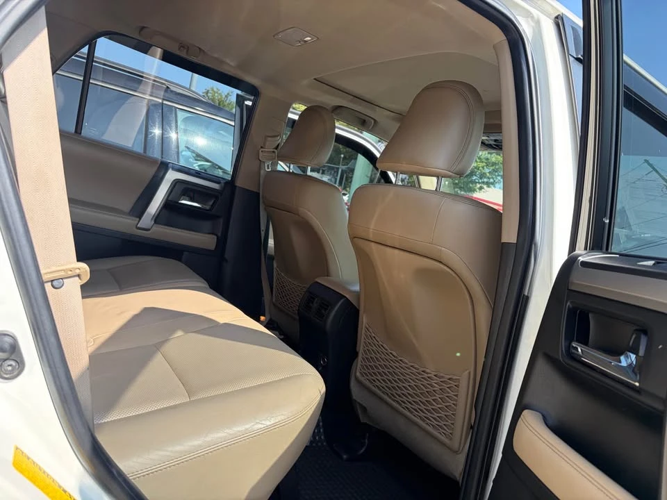 2015 Toyota 4Runner 5th Gen - Image 7 of 9