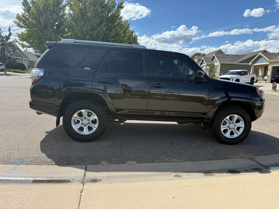 2015 Toyota 4Runner 5th Gen - Image 3 of 10
