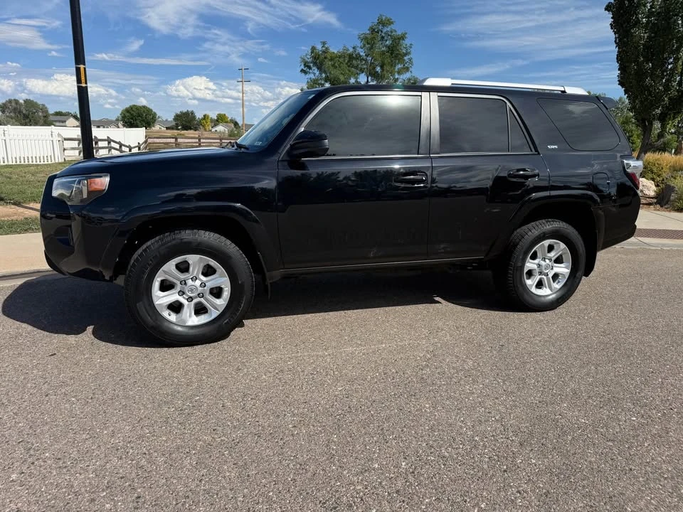 2015 Toyota 4Runner 5th Gen - Image 2 of 10