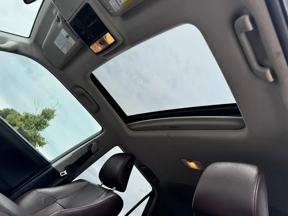 2015 Toyota 4Runner 5th Gen - Image 10 of 14