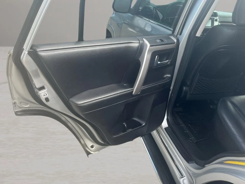 2015 Toyota 4Runner 5th Gen - Image 15 of 20