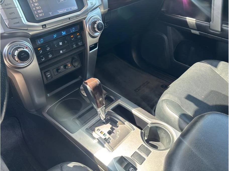 2015 Toyota 4Runner 5th Gen - Image 15 of 20