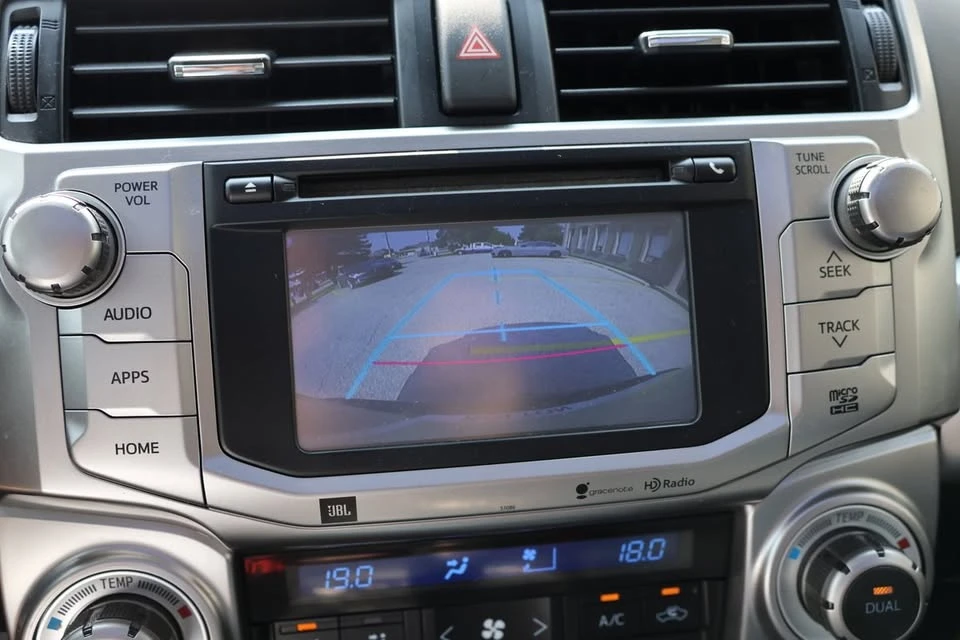 2015 Toyota 4Runner 5th Gen - Image 19 of 20