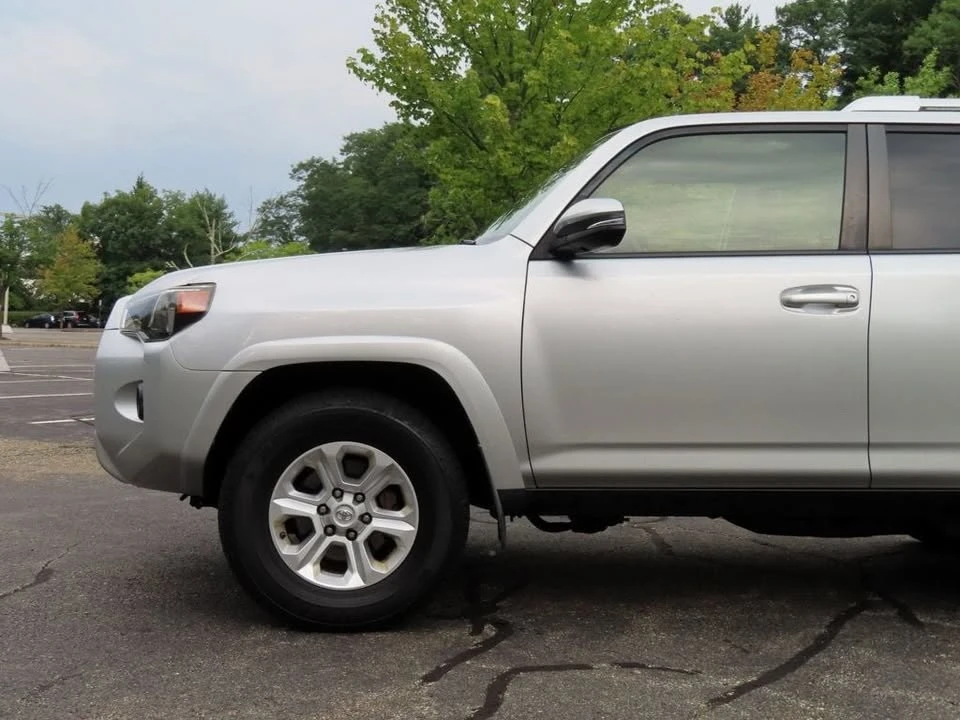 2015 Toyota 4Runner 5th Gen - Image 11 of 20
