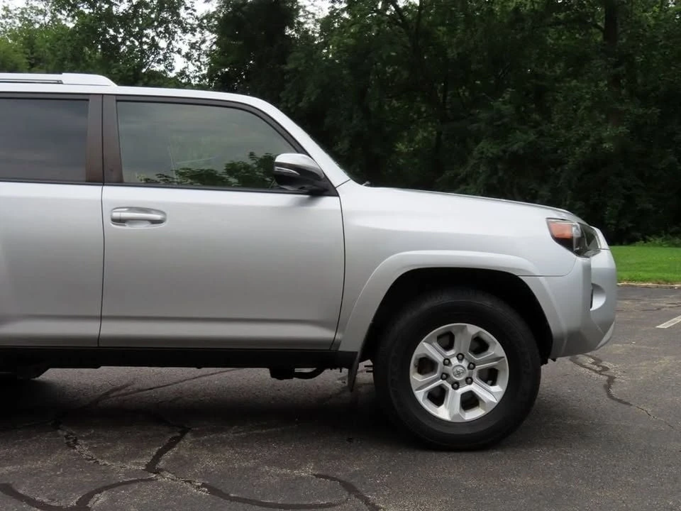 2015 Toyota 4Runner 5th Gen - Image 19 of 20