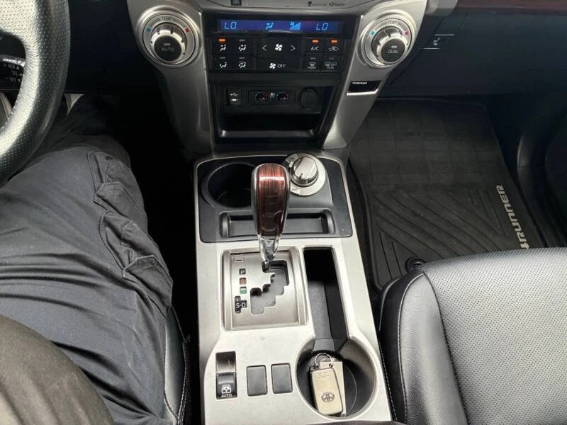 2015 Toyota 4Runner 5th Gen - Image 19 of 20