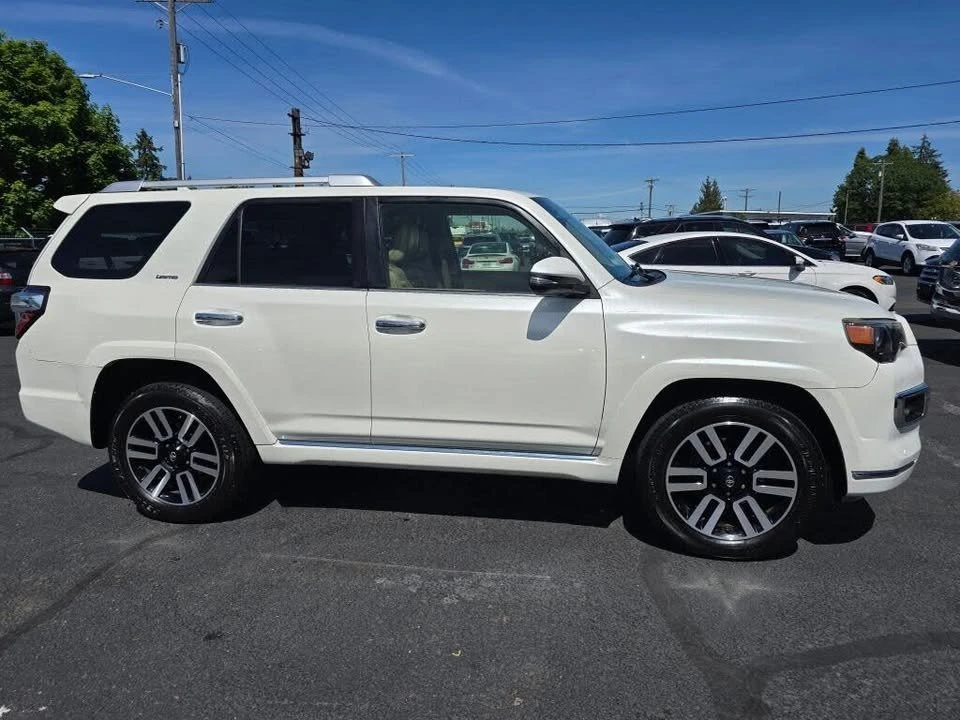 2015 Toyota 4Runner 5th Gen - Image 6 of 20