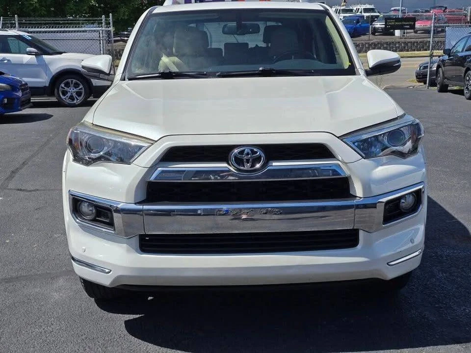 2015 Toyota 4Runner 5th Gen - Image 8 of 20