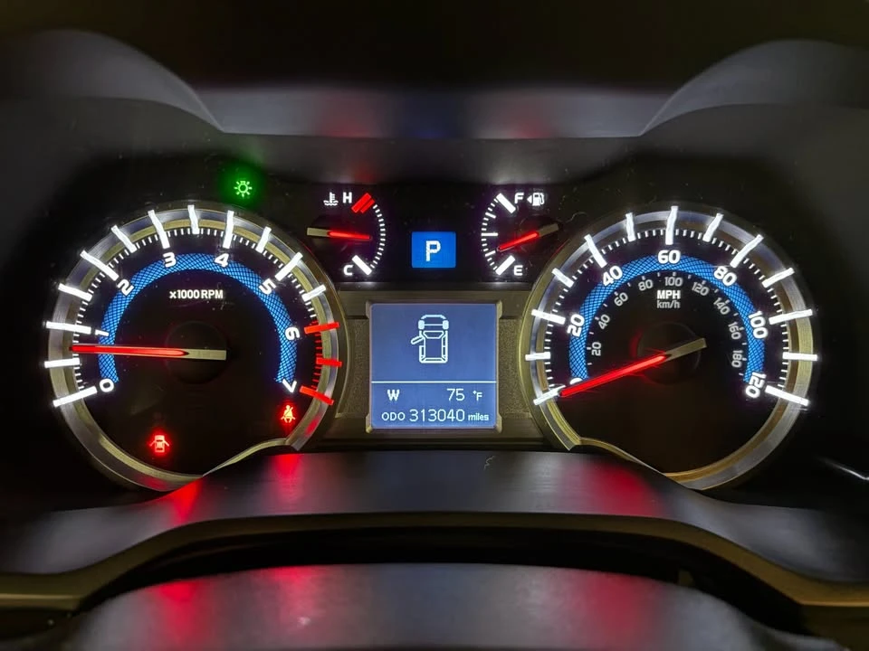 2015 Toyota 4Runner 5th Gen - Image 13 of 20