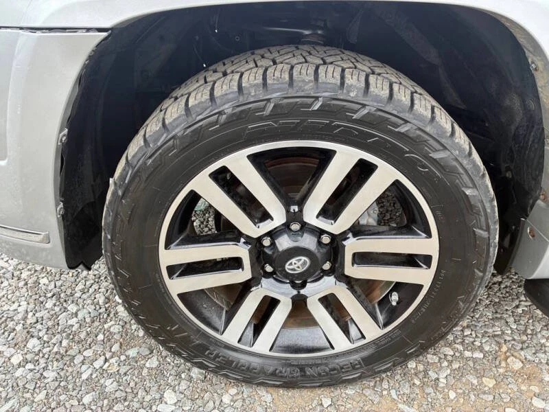 2015 Toyota 4Runner 5th Gen - Image 7 of 20