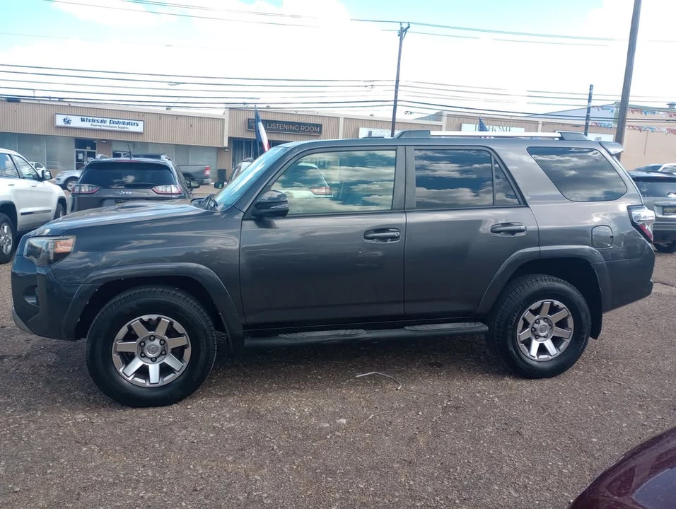 2015 Toyota 4Runner 5th Gen - Image 4 of 14