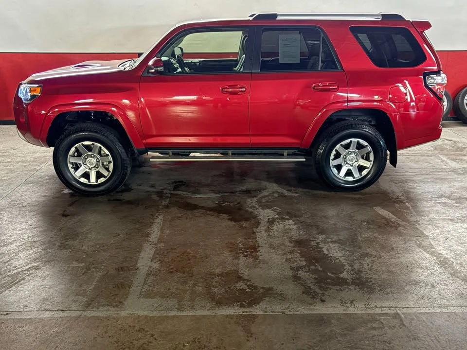 2015 Toyota 4Runner 5th Gen - Image 4 of 20