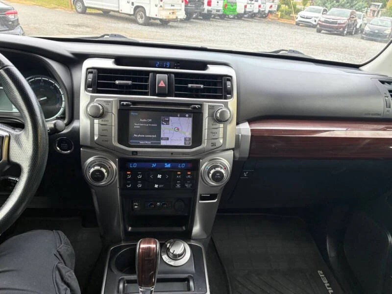 2015 Toyota 4Runner 5th Gen - Image 17 of 20