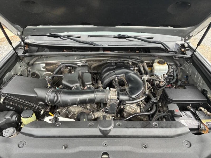 2015 Toyota 4Runner 5th Gen - Image 6 of 20