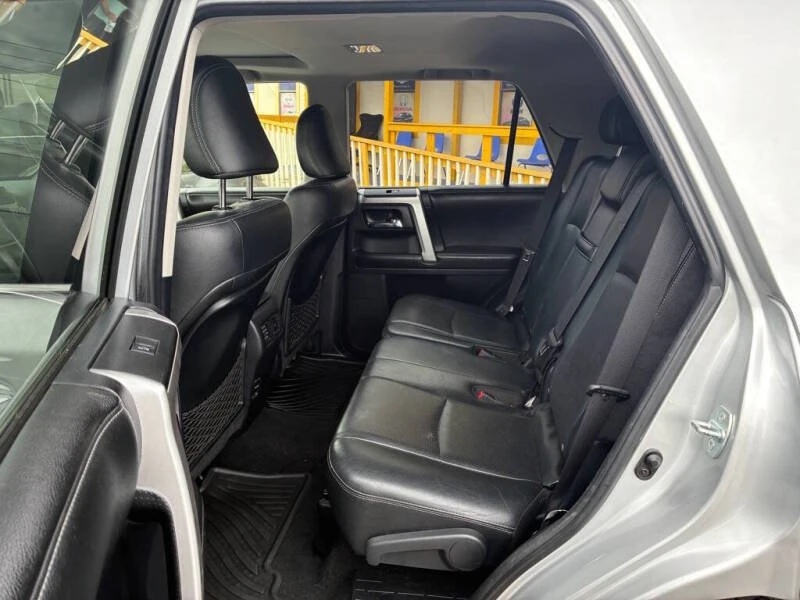 2015 Toyota 4Runner 5th Gen - Image 9 of 20
