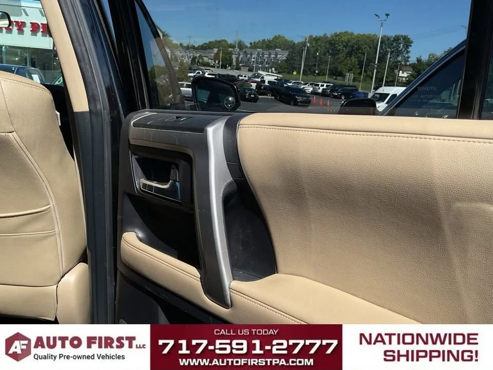 2015 Toyota 4Runner 5th Gen - Image 11 of 20