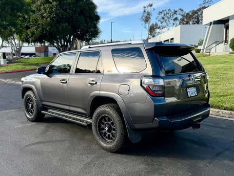 2015 Toyota 4Runner 5th Gen - Image 4 of 14