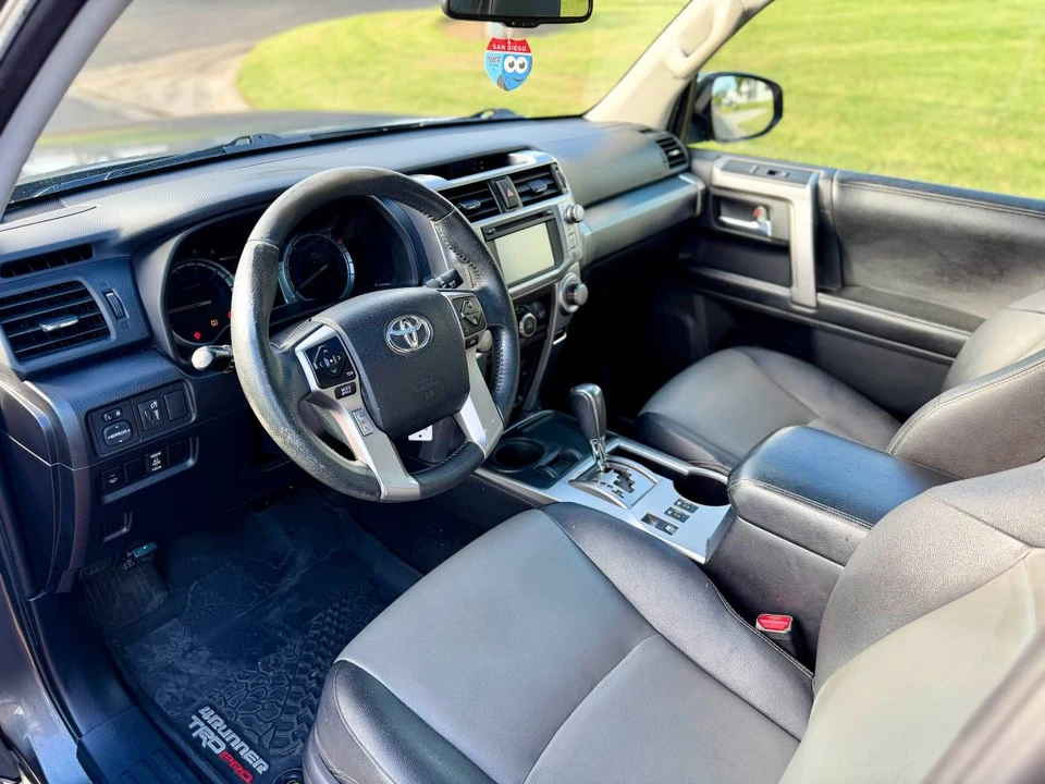 2015 Toyota 4Runner 5th Gen - Image 10 of 14