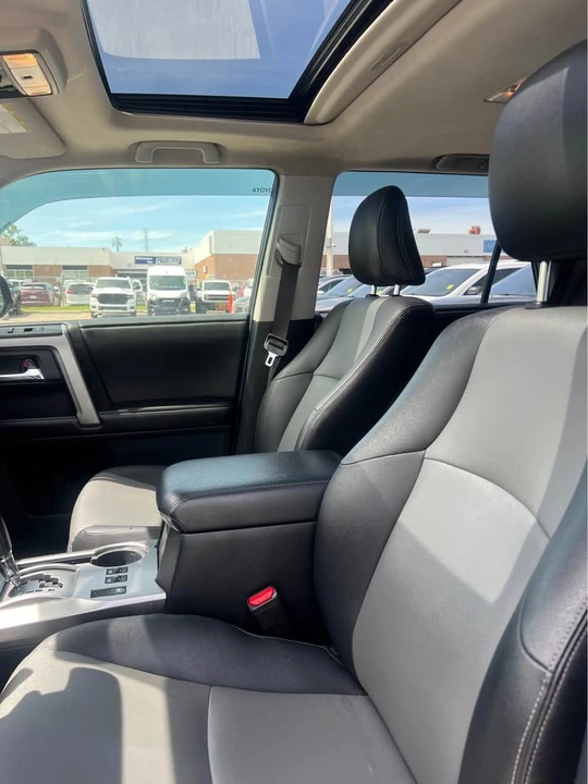 2015 Toyota 4Runner 5th Gen - Image 6 of 10