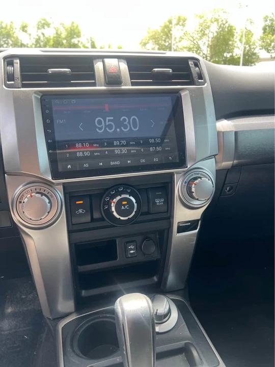 2015 Toyota 4Runner 5th Gen - Image 8 of 10