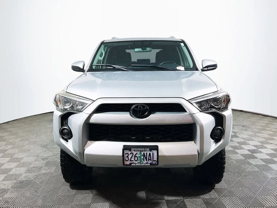 2015 Toyota 4Runner 5th Gen - Image 2 of 19