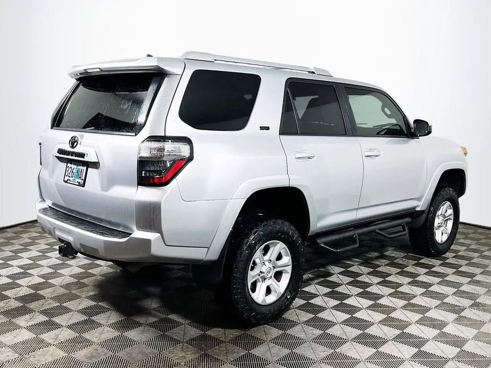 2015 Toyota 4Runner 5th Gen - Image 7 of 19