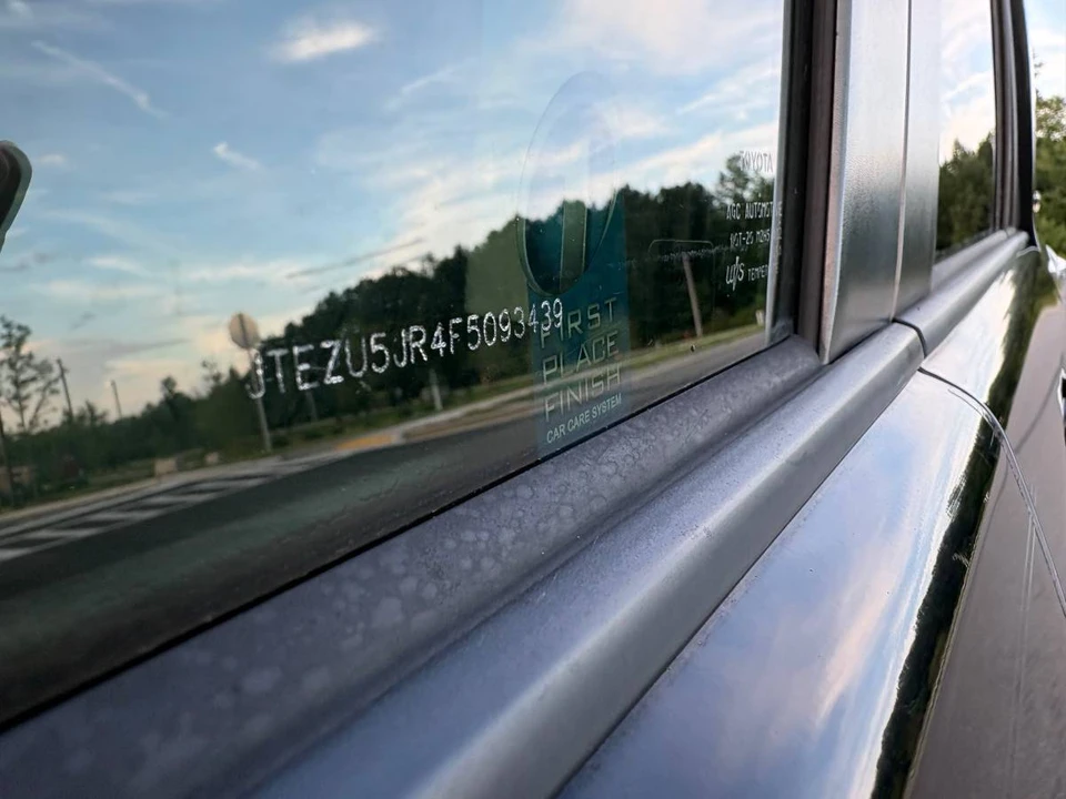 2015 Toyota 4Runner 5th Gen - Image 22 of 24