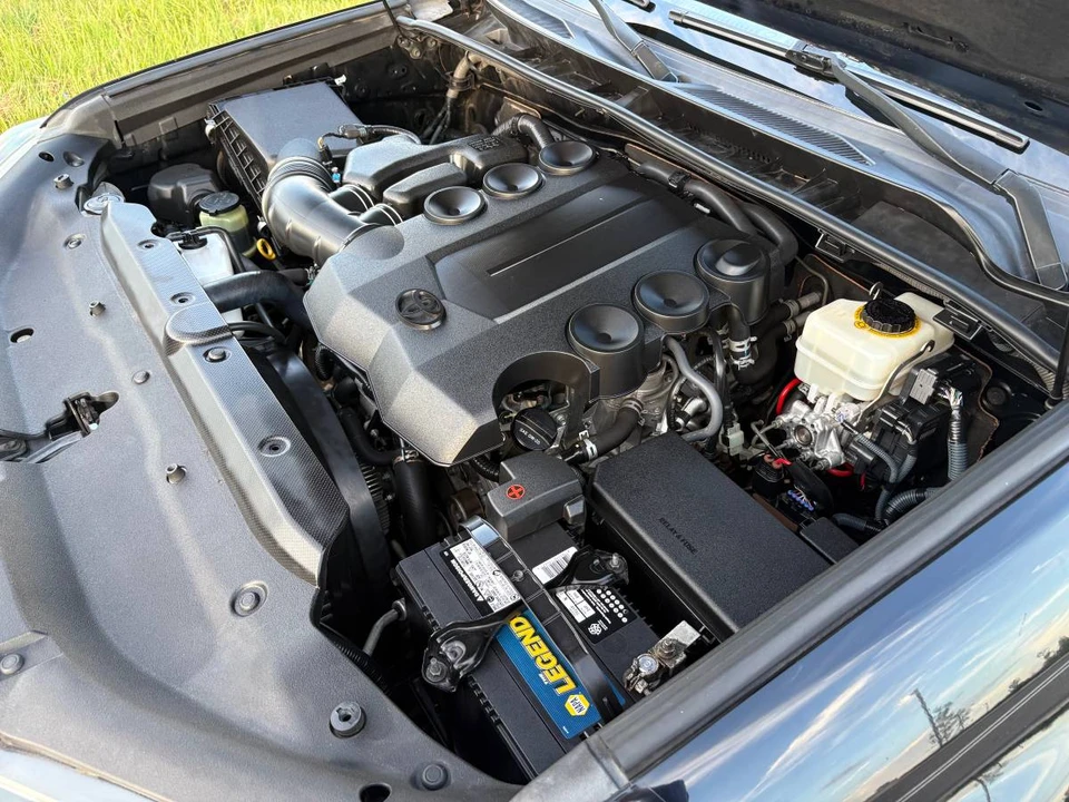 2015 Toyota 4Runner 5th Gen - Image 19 of 24