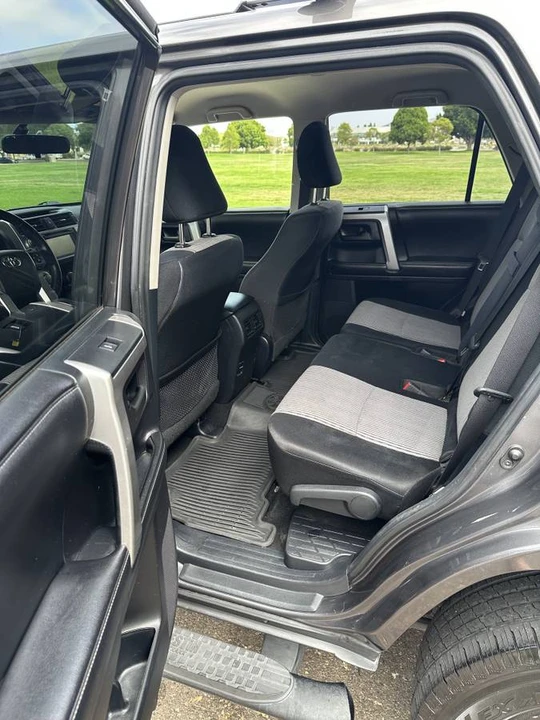 2015 Toyota 4Runner 5th Gen - Image 7 of 18