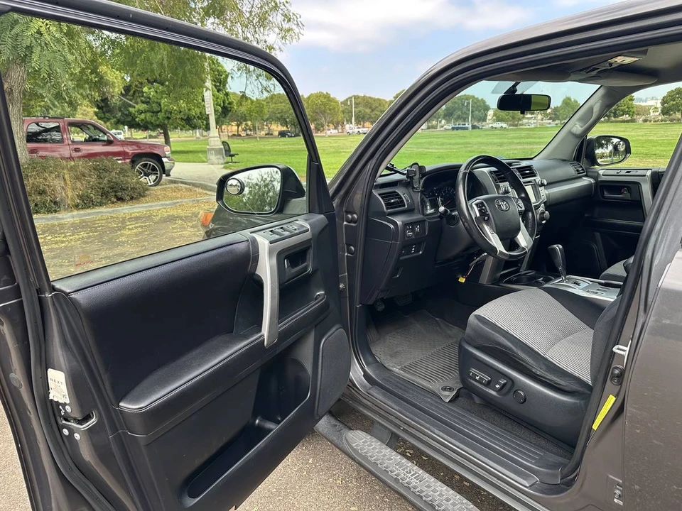 2015 Toyota 4Runner 5th Gen - Image 2 of 18
