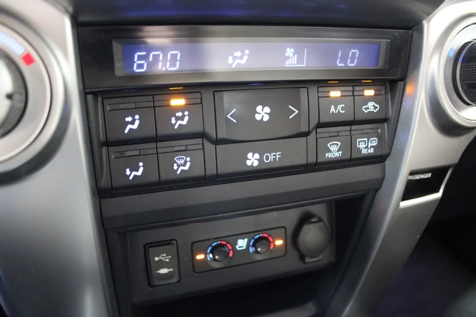 2015 Toyota 4Runner 5th Gen - Image 16 of 20