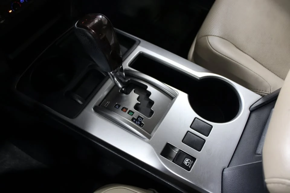 2015 Toyota 4Runner 5th Gen - Image 17 of 20