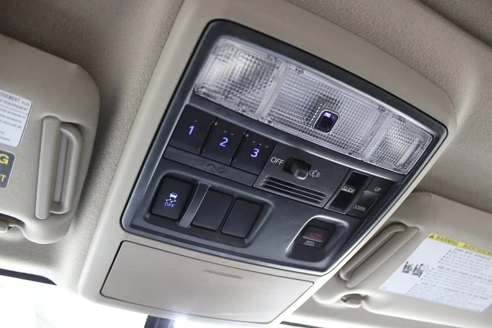 2015 Toyota 4Runner 5th Gen - Image 19 of 20