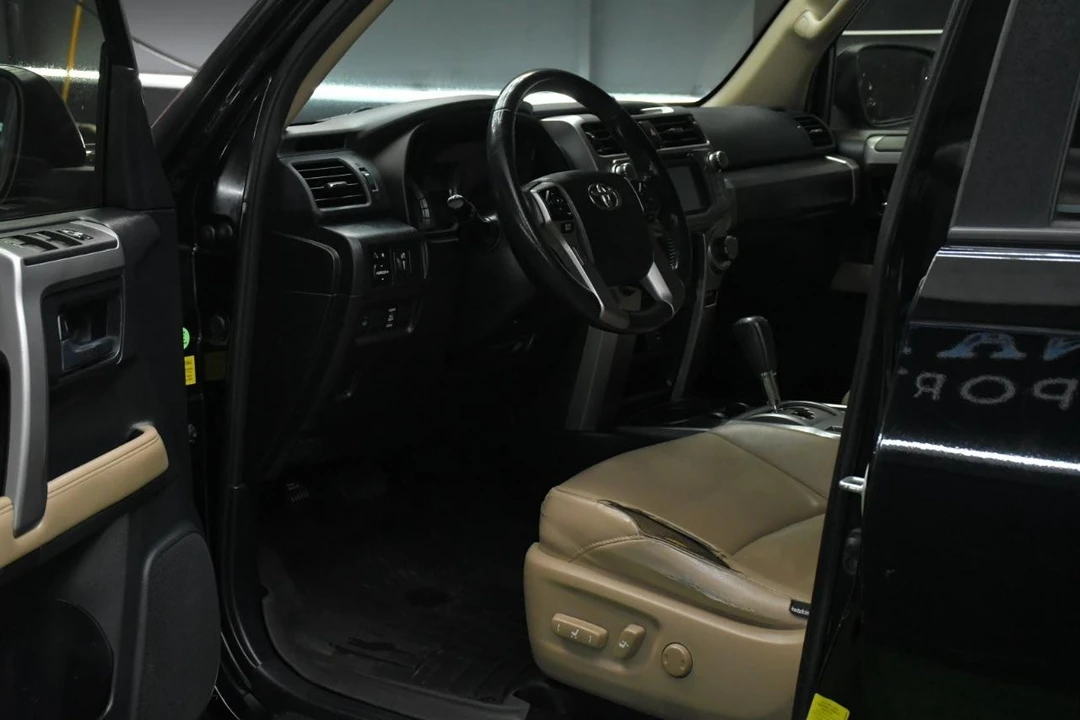 2015 Toyota 4Runner 5th Gen - Image 15 of 21