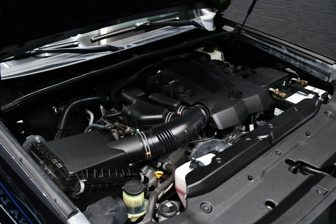 2015 Toyota 4Runner 5th Gen - Image 11 of 21