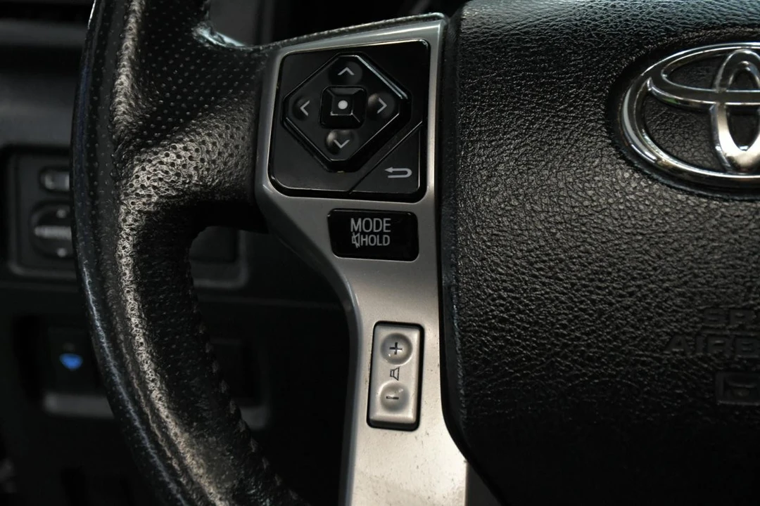 2015 Toyota 4Runner 5th Gen - Image 18 of 21