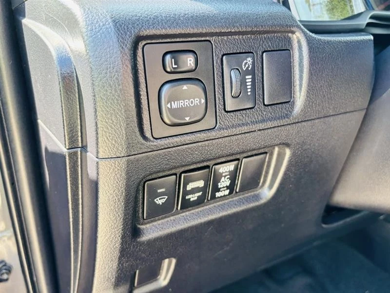 2015 Toyota 4Runner 5th Gen - Image 16 of 19